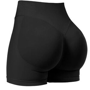 Black butt scrunch biker shorts